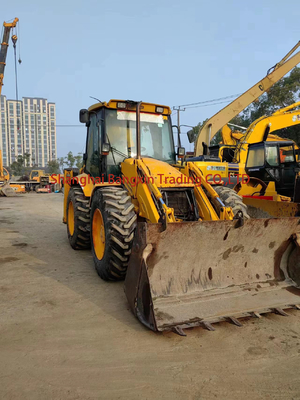 4 tonnes de poids de fonctionnement Utilisé JCB 4CX chargeur de remorqueuse chargeur de creusement machine d'occasion