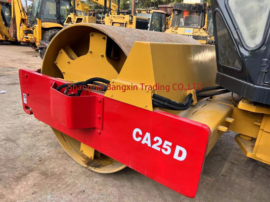 Compacteur Dynapac CA30 CA25 d'occasion avec moteur diesel et certification EPA/CE