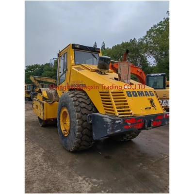 Rouleau routier de 20 tonnes BOMAG BW 217D-2 avec 30% de capacité et fabriqué en Allemagne en 2010