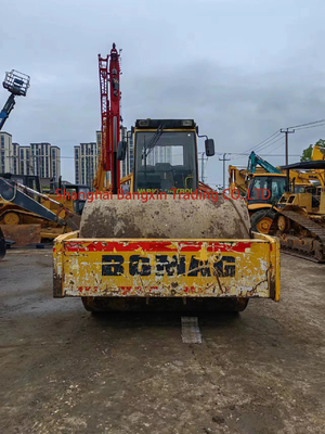 Rouleau routier de 20 tonnes BOMAG BW 217D-2 avec 30% de capacité et fabriqué en Allemagne en 2010