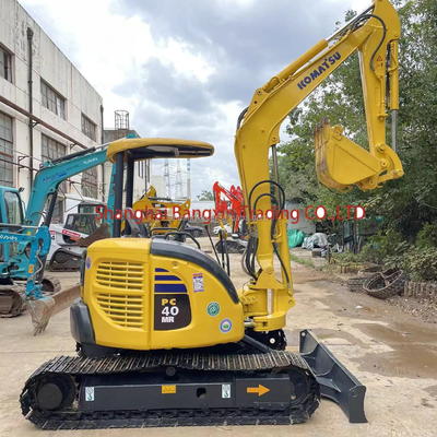 0.23m3 Capacité de seau Komatsu PC40MR mini-excavatrice avec toutes les fonctions normales