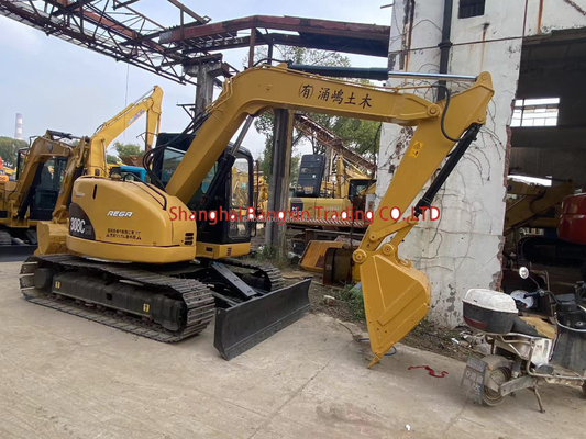 Excavateur CAT 308C d'occasion avec une capacité de seau de 0,3 m3 en excellent état