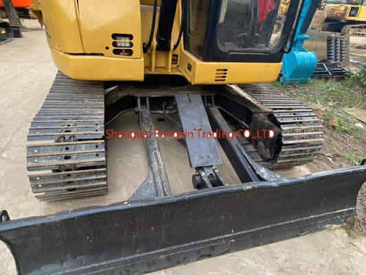 Excavateur CAT 308C d'occasion avec une capacité de seau de 0,3 m3 en excellent état