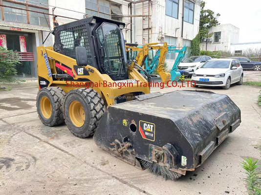 Petite machine mini-excavatrice à roue usée CAT 226 avec cylindre hydraulique d'origine