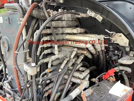 Une excavatrice utilisée Kubato KX163 avec une capacité de 0,25 seau