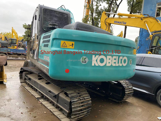 Excavateur à chenilles Kobelco SK140 d'occasion de 14 tonnes en bon état