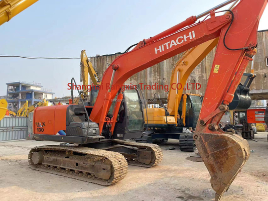 Excavatrice utilisée Hitachi ZX130 en excellent état avec certification EPA/CE