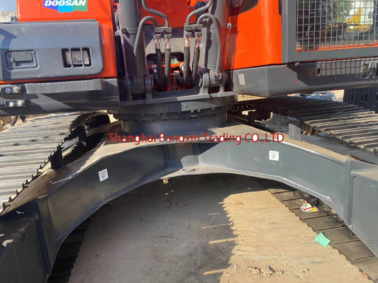 Meilleure offre sur l'excavateur Doosan DH225LC-9 d'occasion