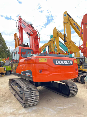 Excavateur Doosan DH225LC-9 avec 700 heures de travail