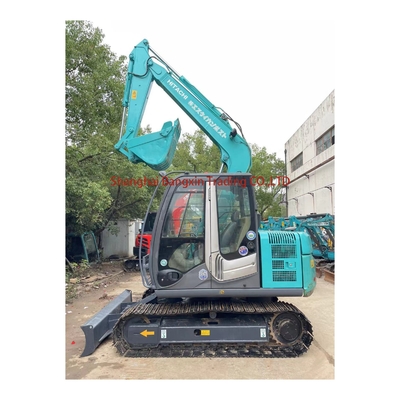 Excavateur Hitachi ZX70-3 avec une excellente performance de travail et une capacité de 0,3 seau
