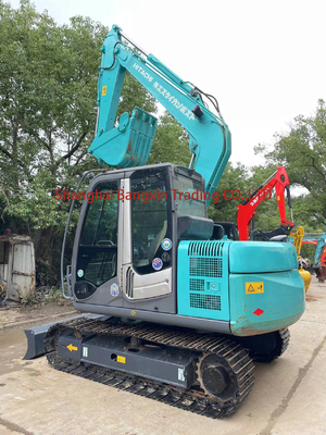Excavateur Hitachi ZX70-3 avec une excellente performance de travail et une capacité de 0,3 seau