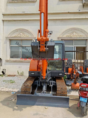 700 heures de travail Utilisé Doosan DH60-7 Excavateur à rampe avec 1 et après-vente