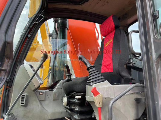 Excavateur Doosan DX225LC 1,5 capacité de seau et délai de livraison de 7 jours pour la performance