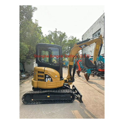 Mini-excavateur d'occasion CAT 303 en vente 3000 kg Poids de la machine soupape hydraulique d'origine