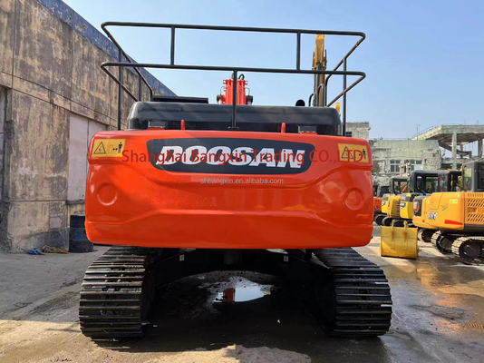 Excavateur Doosan DX300LC-9C d'occasion avec technologie avancée et performances puissantes