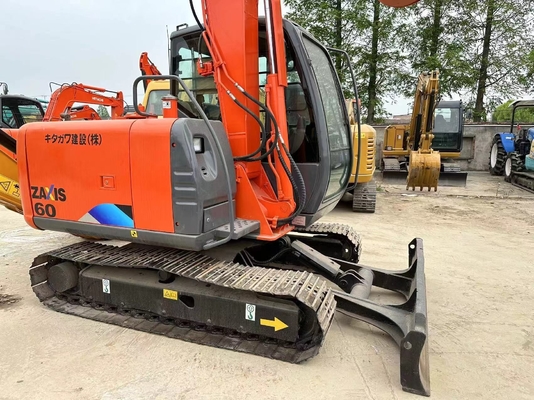 90% utilisés Hitachi ZX60 Mini Excavator de 6 tonnes fabriqué au Japon pour vos besoins industriels