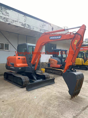 Oui, nous pouvons inspection utilisée Doosan Excavator 6 Tonnes à Shanghai 0,25 capacité de seau