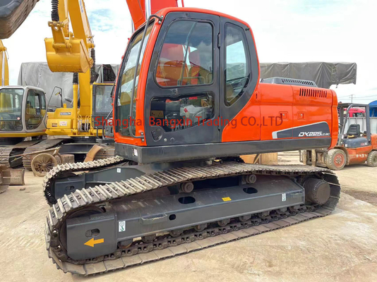 1.5 Capacité du seau Excavateur Doosan DX225LC originaire de Corée pour travaux lourds