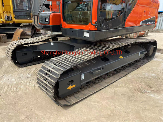1.5 Capacité du seau Excavateur Doosan DX225LC originaire de Corée pour travaux lourds