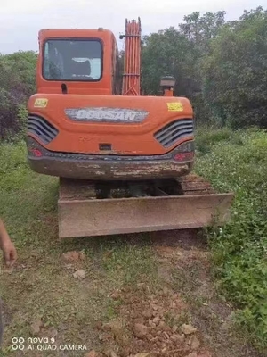 Excavateur Doosan DX70 2021 avec une capacité de 0,25 seau Excavateur à rampe d'occasion
