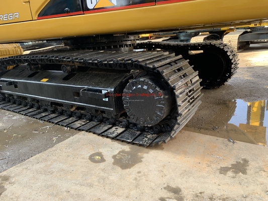 Excavateur à rouleaux de 90% Cat 320CL avec 700 heures de travail en excellent état