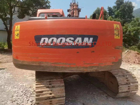 600 heures de travail Excavateur Doosan DH150LC-7 pour projets de construction