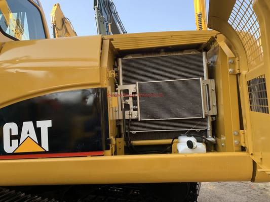 1 Excavateur Cat 320CL d'occasion avec une excellente performance et 700 heures de travail