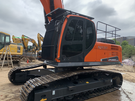 Machine de construction lourde Doosan Dx300 Excavatrice d'occasion avec pièces détachées 30 tonnes