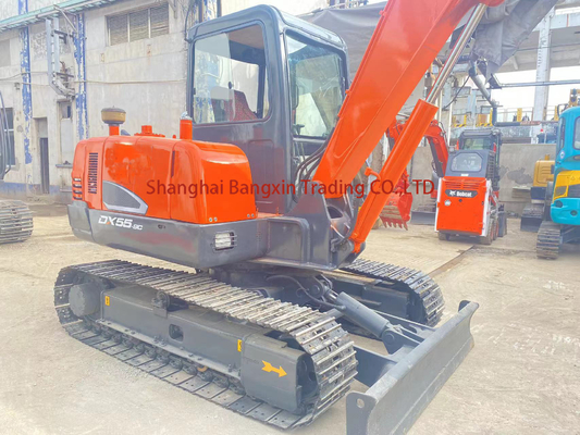 Excavateur Doosan DH55 de 5 tonnes en Corée, certifié EPA/CE et à forte stabilité hydraulique