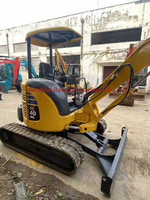 Excavateur Komatsu PC40MR-3 commercial utilisé avec une capacité de 0,19 seau et un poids de 4000 kg