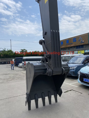 Excavateur d'occasion Volvo EC200 avec soupape hydraulique d'origine