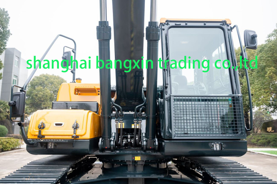 Excavatrice utilisée Hyundai HX220L à prix abordable avec cylindre hydraulique d'origine