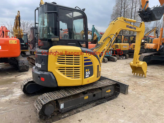 Une mini-excavatrice Komatsu PC55MR-2 utilisée 28.5k année 2021 en excellent état