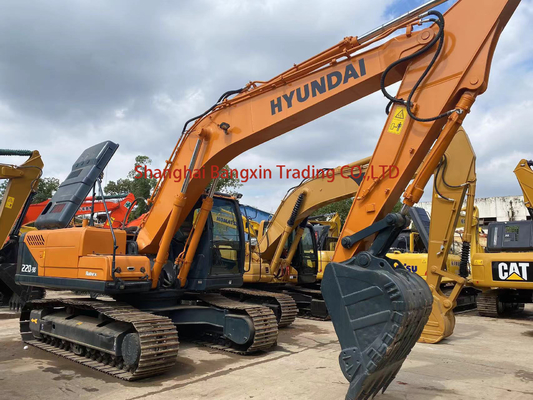 Couleur d'origine Utilisée Excavator Machine Hyundai R220-9S pour le commerce Machines de déplacement de terre