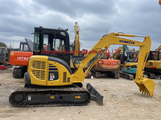 Une mini-excavatrice Komatsu PC55MR-2 utilisée 28.5k année 2021 en excellent état