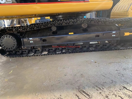 8Excavateur d'occasion Cat 320CL avec une excellente performance de travail et une capacité de seau