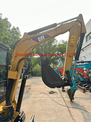Excavateur de chat d'occasion 2021 avec des performances de travail excellentes et un poids de machine de 3000 kg