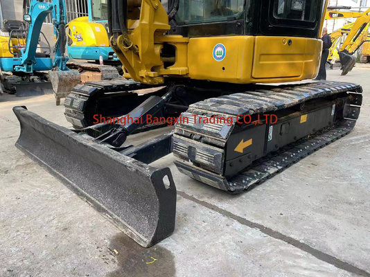 Excavateur à rouleaux Cat 304CCR d'occasion avec cylindre hydraulique d'origine en bon état