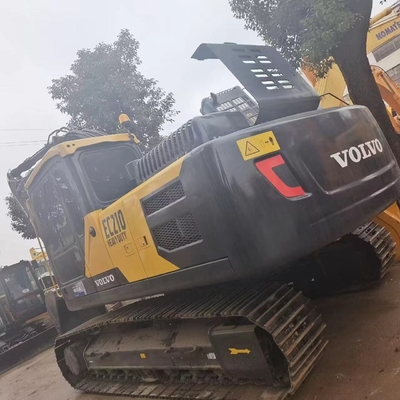 Excavateur Volvo EC210D d'occasion avec une puissance élevée et une stabilité hydraulique mieux garantie