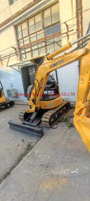 Une mini-excavatrice Komatsu PC30 d'occasion de 2022 à Shanghai avec 90% d'état et expédition gratuite