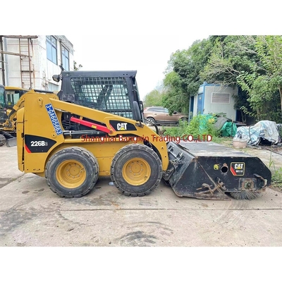 Petite machine utilisée pour le guidage par glissement CAT 226 avec une puissance élevée et une stabilité hydraulique à un