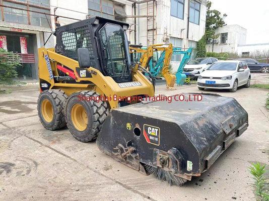 Petite machine utilisée pour le guidage par glissement CAT 226 avec une puissance élevée et une stabilité hydraulique à un